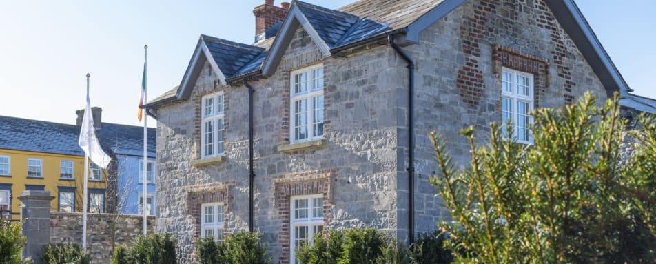 School House Superior 