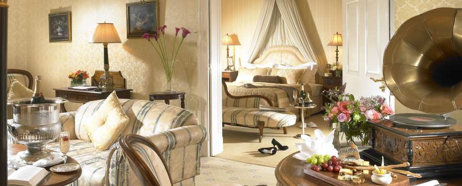 Grand Suite - Hayfield Manor Hotel 