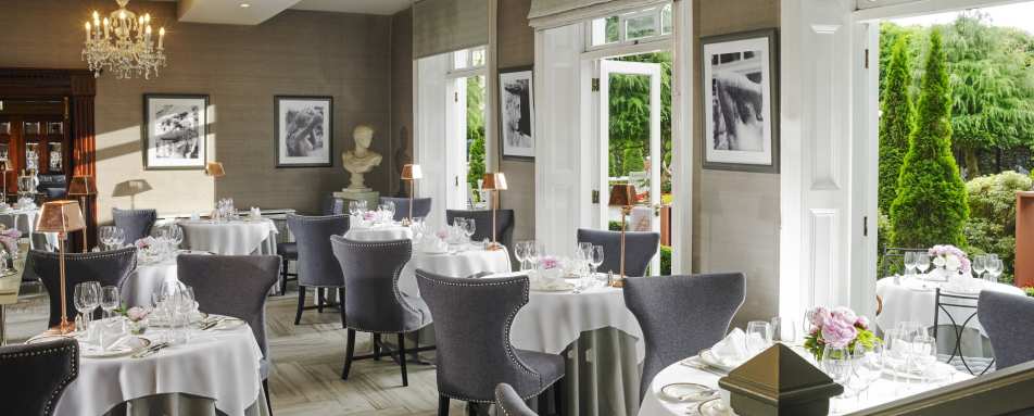 Orchids Restaurant - Hayfield Manor Hotel 