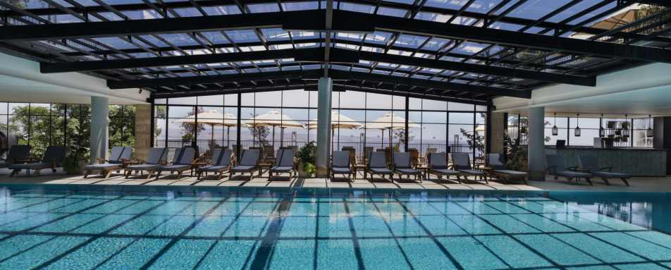 Mitzpe Hayamim Pool Inside 