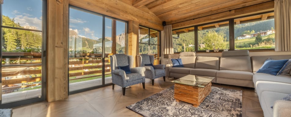 Lounge area and view 