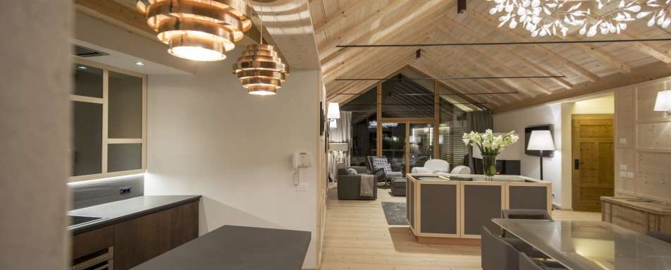 Kitchen and dining area - Chalet Zeno, Rosa Alpina 