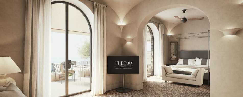  Signature Pool Suite - Living Area 