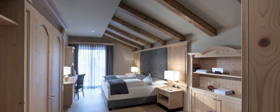 Deluxe Suite Gardena - bedroom 