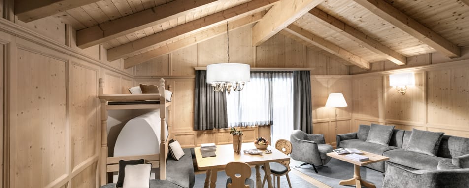 Deluxe Suite Gardena - living room 