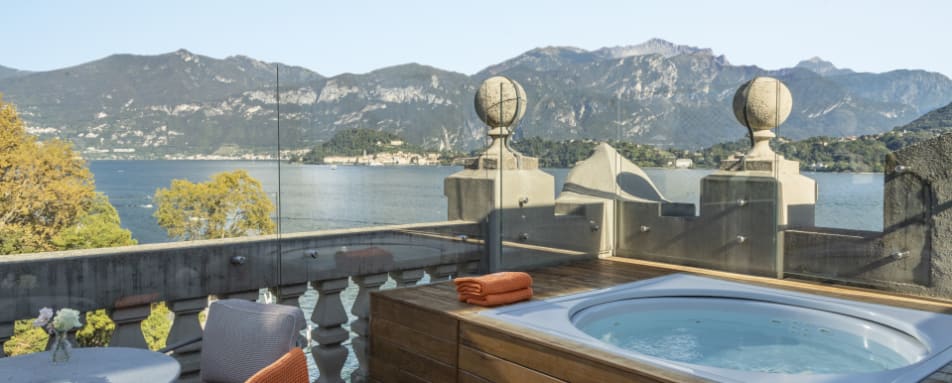 Roof Top Corner Suite 