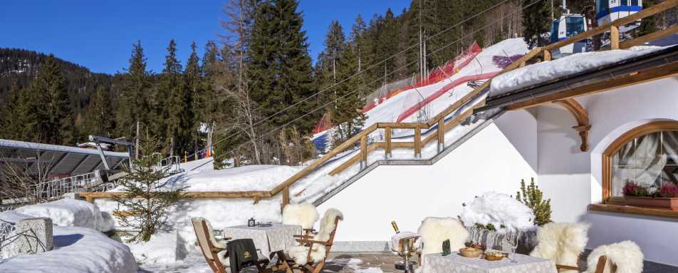 Outdoor Seating Area 