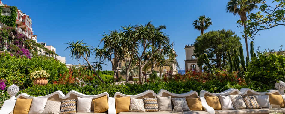 Hotel Palazzo Murat - Outside Seating Area 