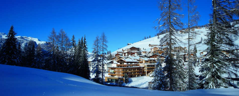 Snowy Views - Lagacio Mountain Residence