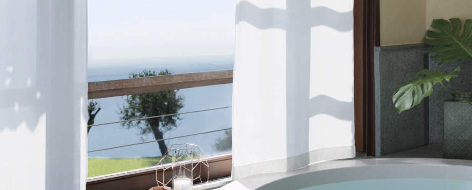 Lefay Resort  - Exclusive Suite Jacuzzi 