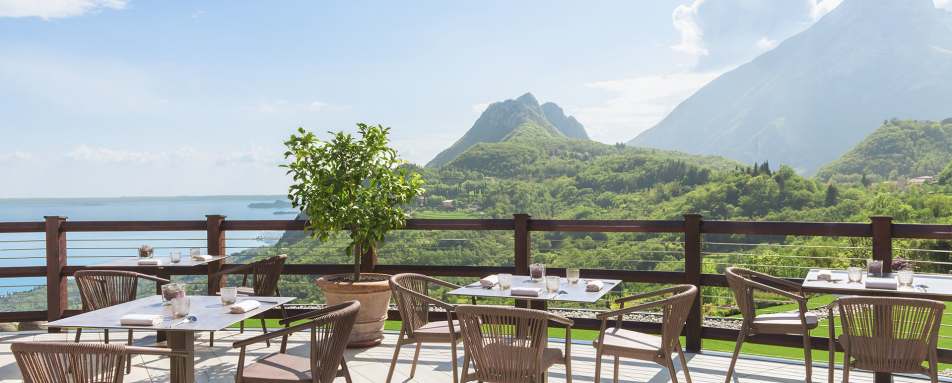 Lefay Resort - La Limonaia Restaurant Outdoor 