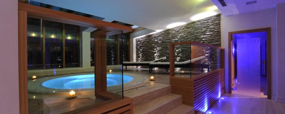 Spa - Majestic Mountain Charme