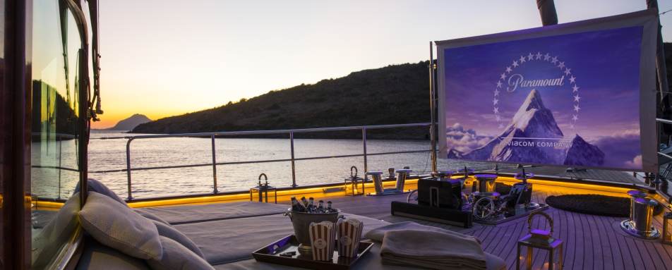 Outdoor cinema - Satori Yacht