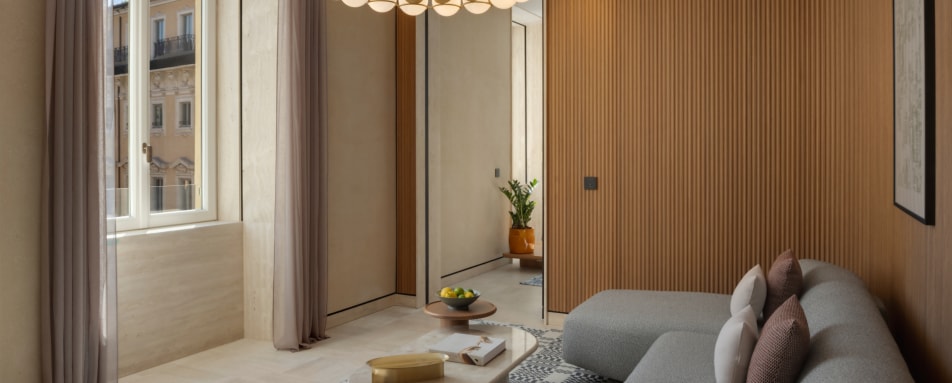 Corner Suite Living Room 