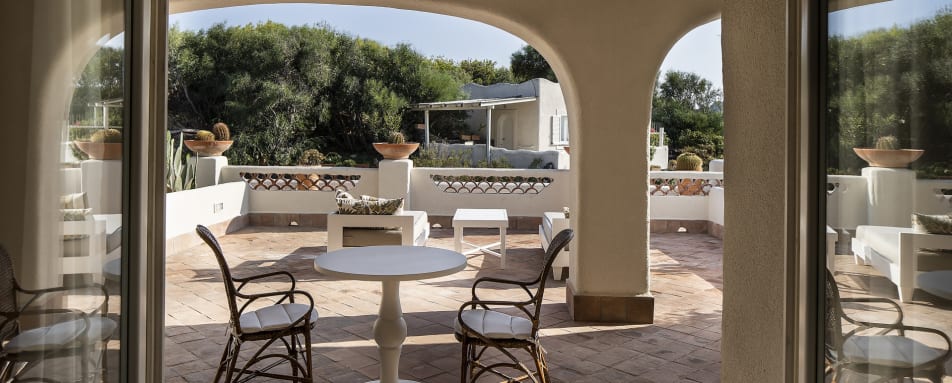 Premier with side sea view terrace 