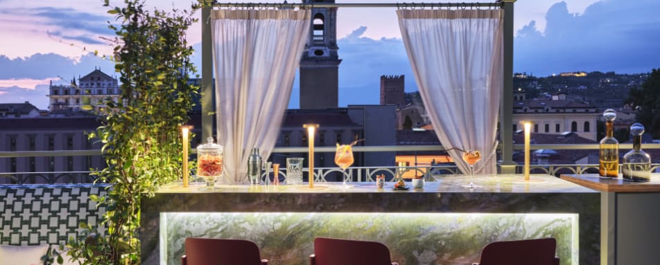 Roof top bar by night 