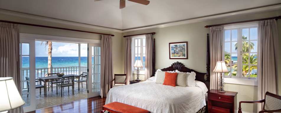 Prestige Ocean Suite - Half Moon