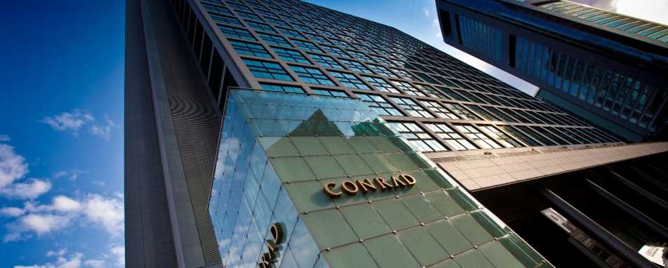 Conrad Tokyo, Exterior