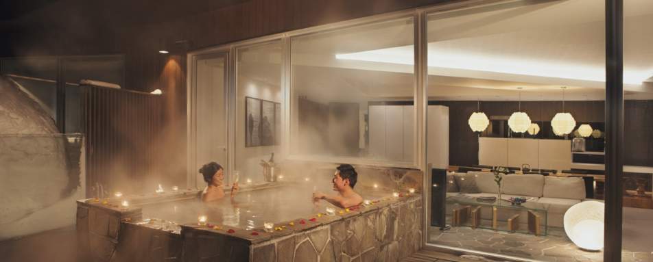 Penthouse outdoor onsen - The Vale