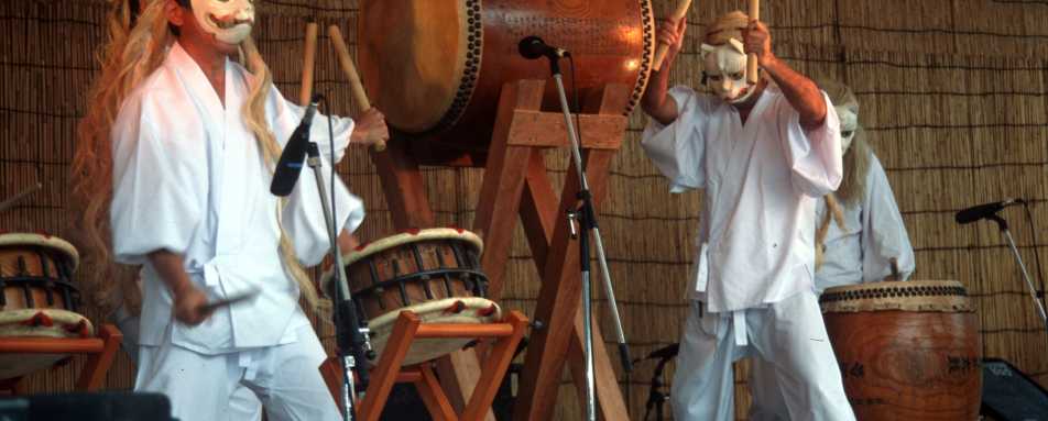 Taiko drumming 