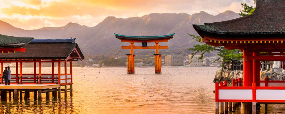 Red Floating Tori Gate, Miyajima