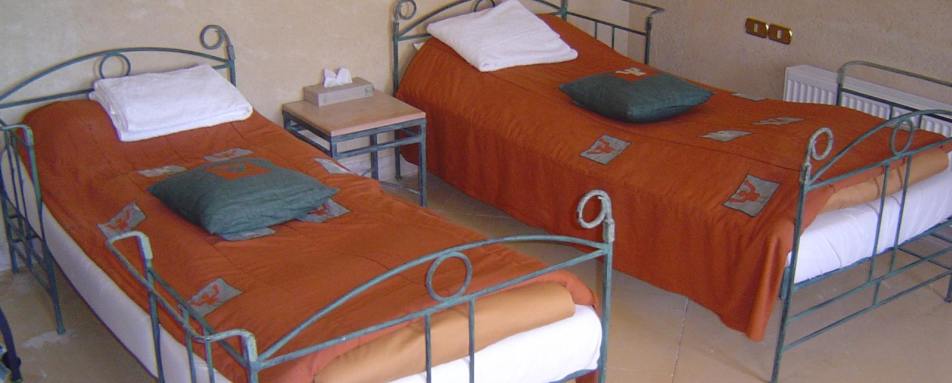 Bedroom - Dana Guest House