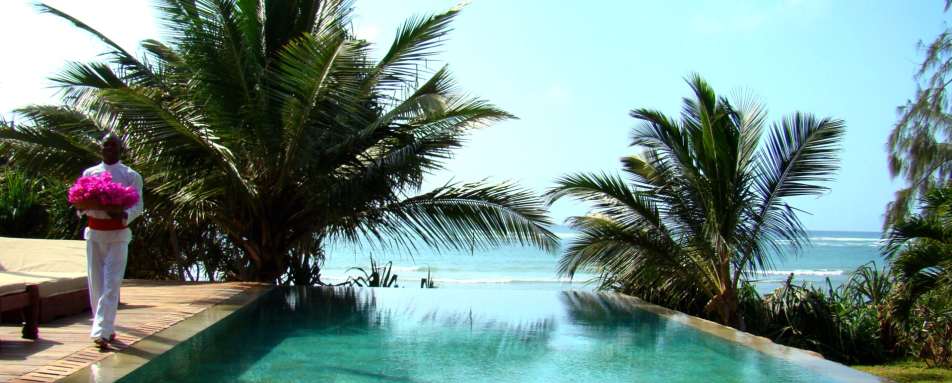 Beach Villa Pool - Alfajiri Beach Villa