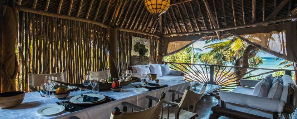 Daytime Dining - Alfajiri Beach Villa