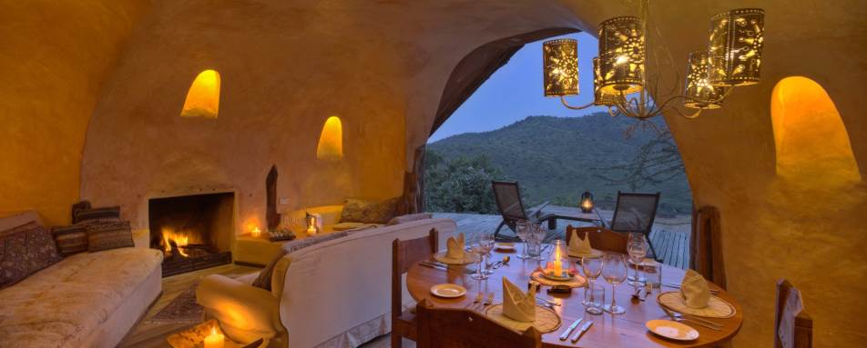 Lounge and dining area 