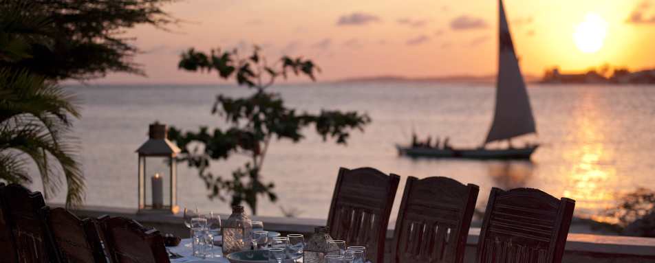 Dining - The Majlis Hotel