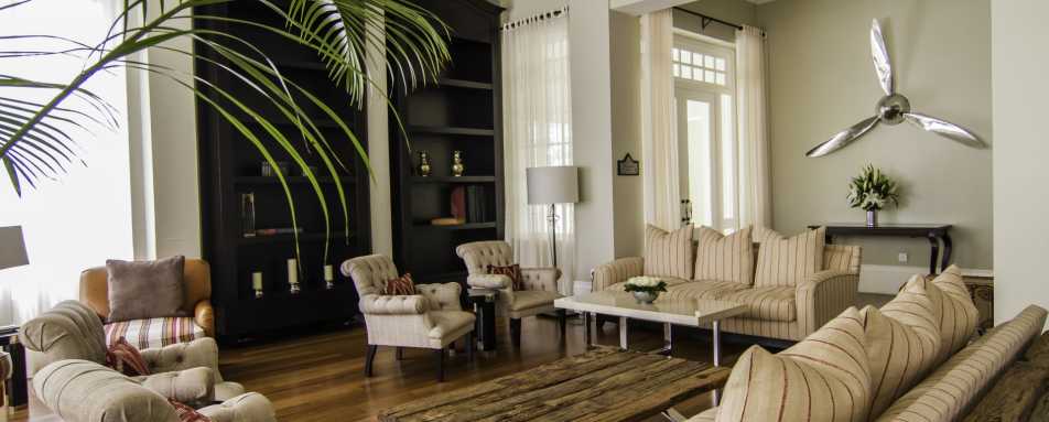 Hemingways Residents Lounge 