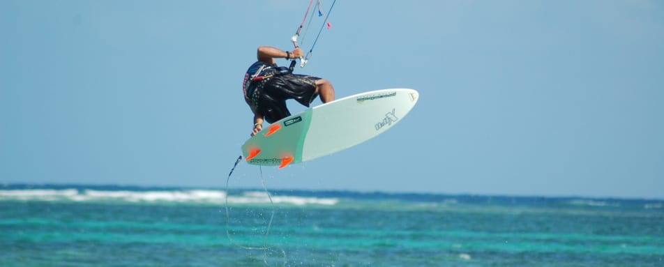 Kite Surfer, Almanara 