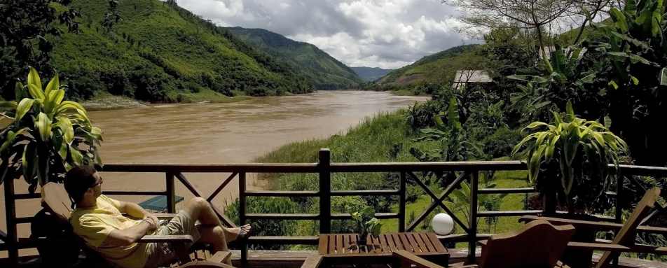 Relaxing at the Luang Say Lodge - Luang Say Cruise
