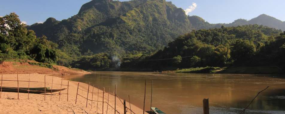 Surroundings - Mandala Ou 