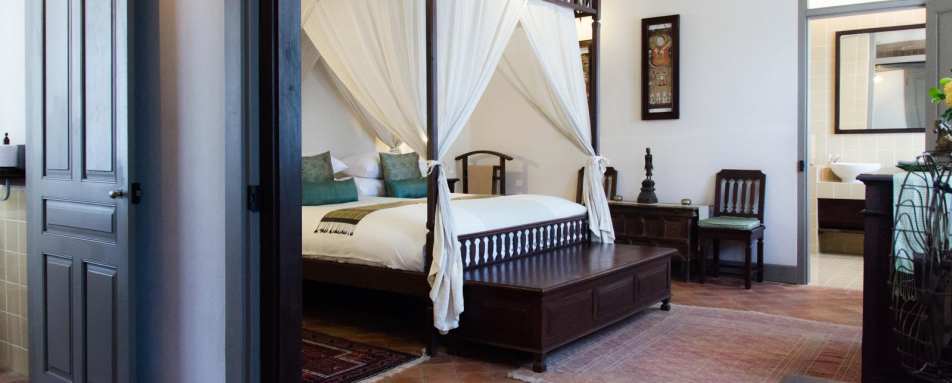 Bedroom, Satri House