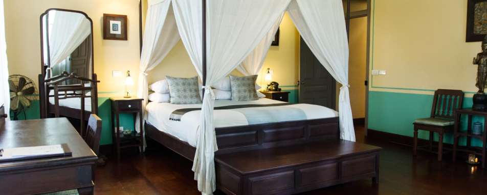 Bedroom, Satri House