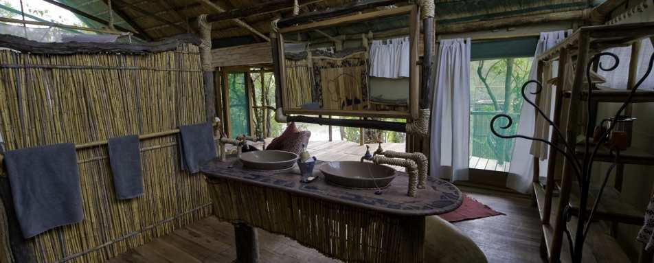 Bathroom - Mvuu Lodge