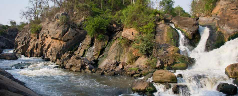 Majete Wildlife Reserve - Malawi Safari and Lake 