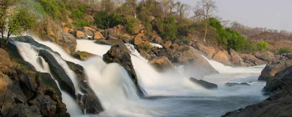 Waterfalls - Malawi Safari and Lake 