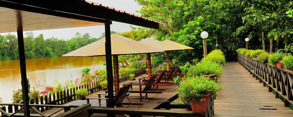 Sundeck - Kinabatangan Riverside Lodge