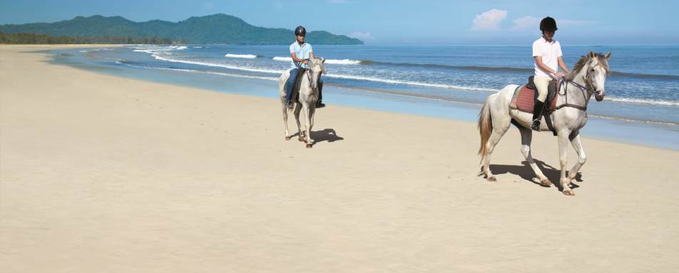 Beach Horseriding - Shangri-La Rasa Ria