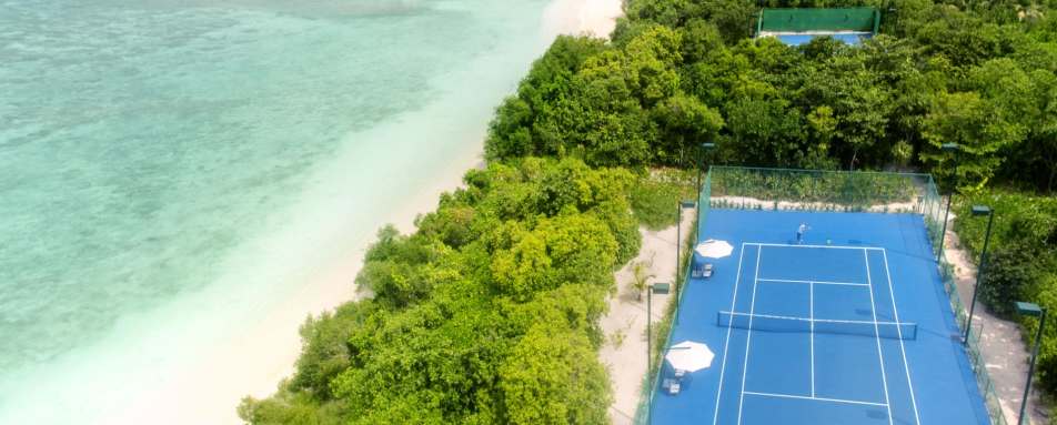 Tennis Courts  - Cheval Blanc Randheli