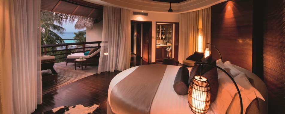 Presidential Suite bedroom - Constance Halaveli Resort