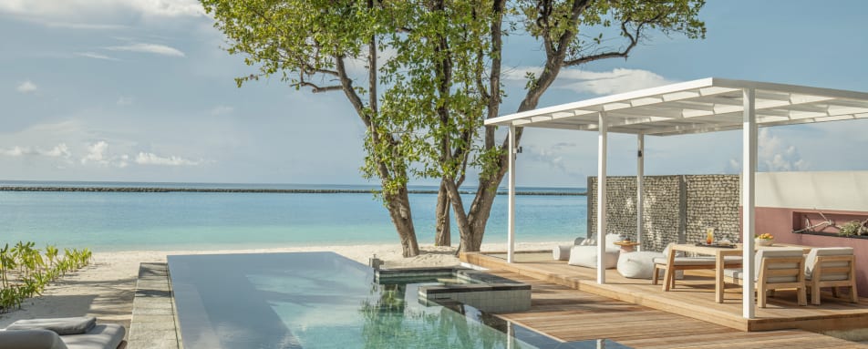 Premier Oceanfront Bungalow with Pool 