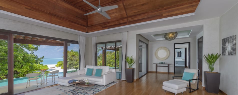 One BedroomBeachPoolPavilionLivingRoom 