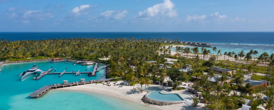  Fari Marina VillageThe Ritz-Carlton Maldives F 