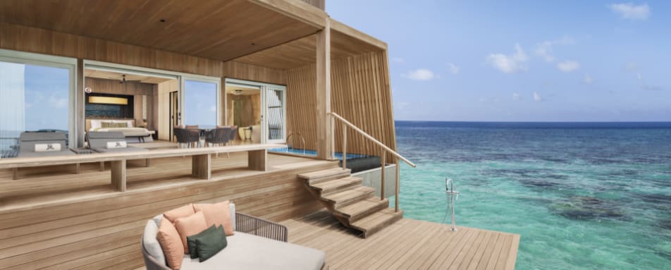 TwoBedroomSunsetOverwaterVillawithPool 