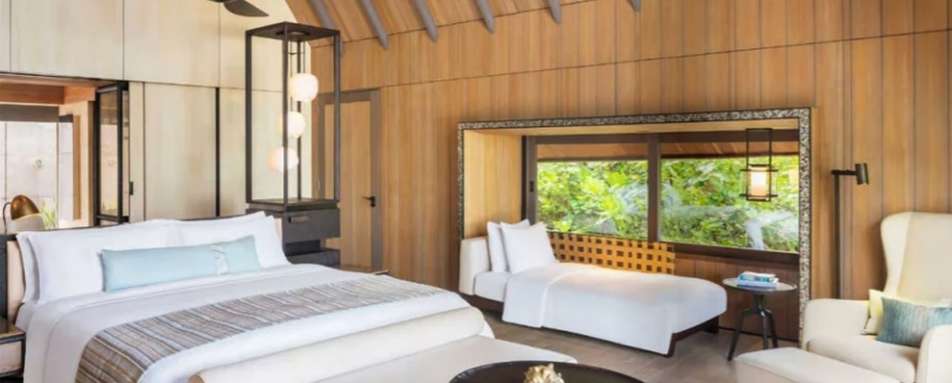 Garden villa with pool bedroom 