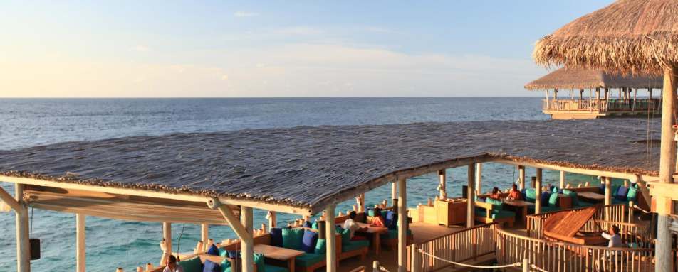 Deck - Six Senses Laamu 