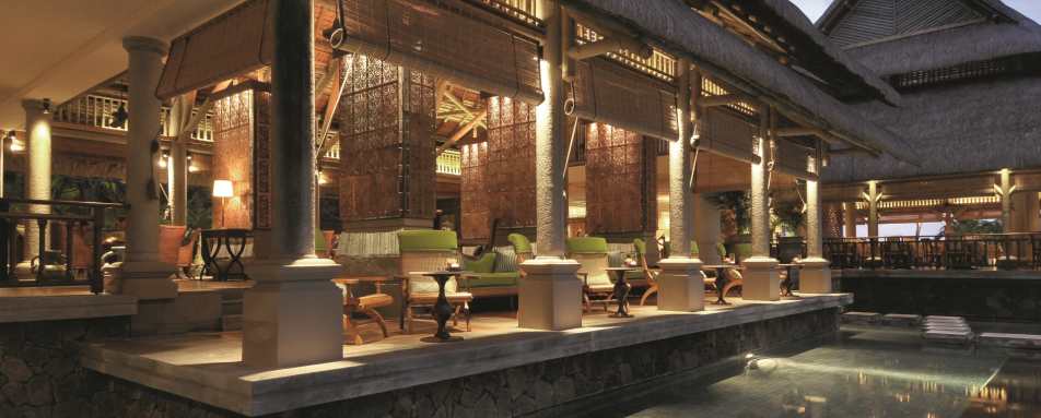 Lotus Lounge Bar - Constance Prince Maurice